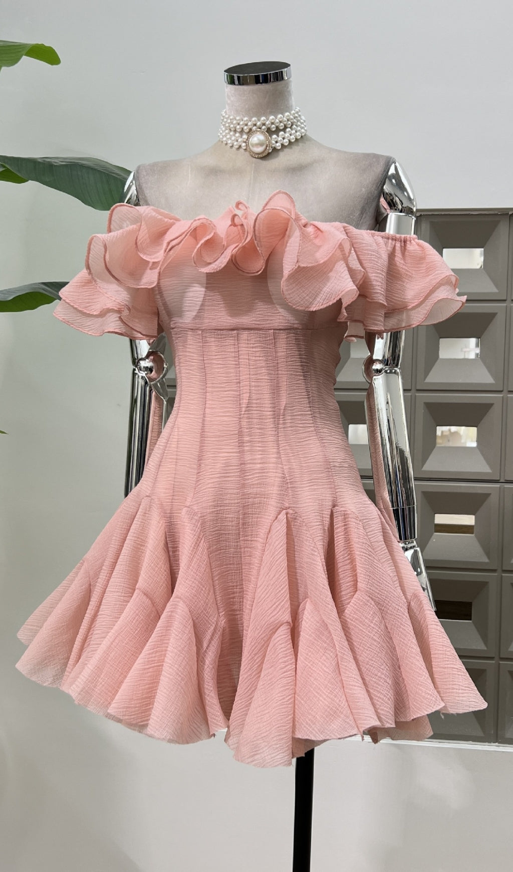 Chic Ruffle Off-Shoulder Mini Dress