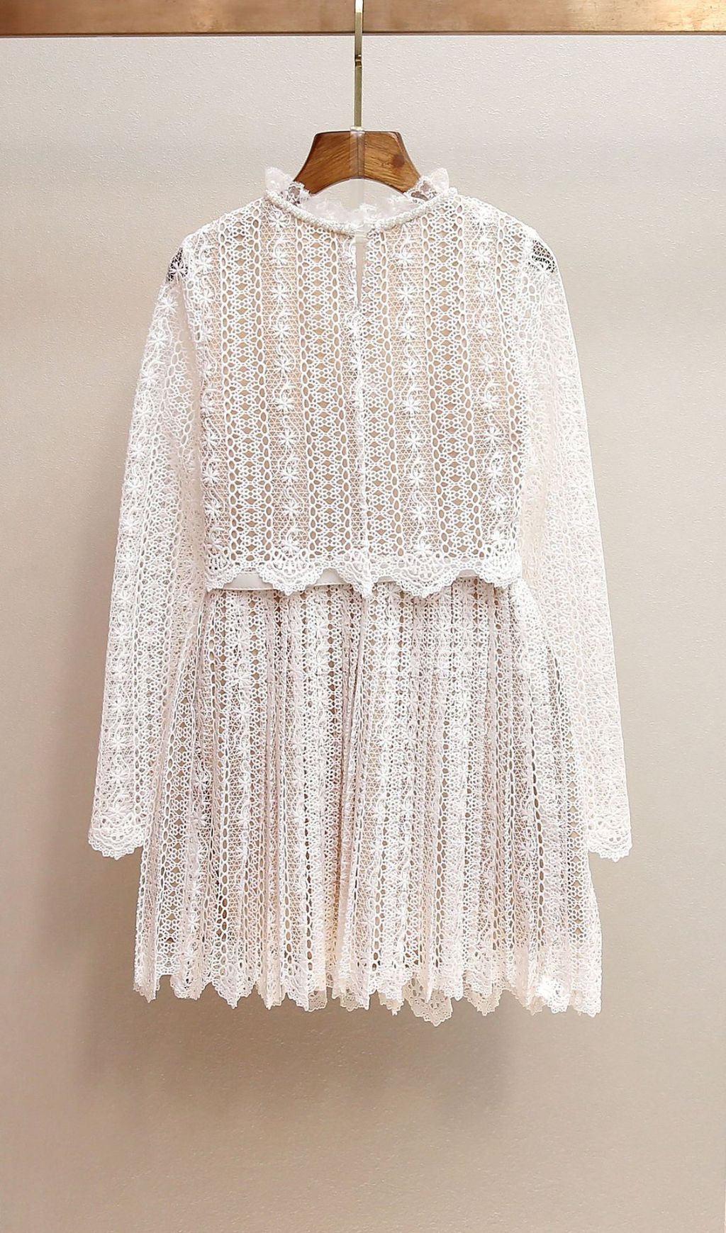 Chic Organza Lace Mini Dress