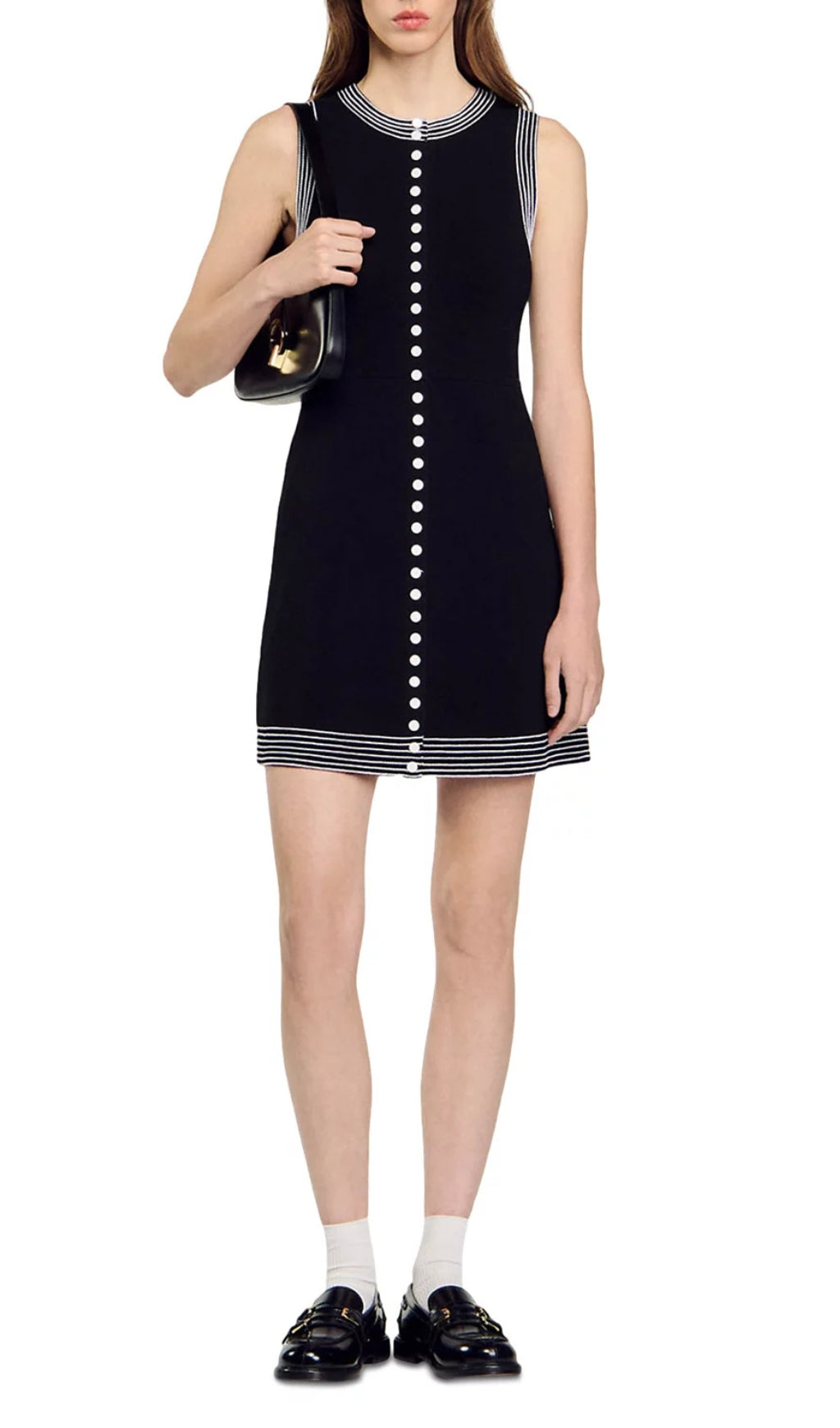 Nolwenn Chic Black Sheath Dress