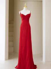 Vestido de fiesta sencillo rojo de corte A con tirantes en forma de corazón 