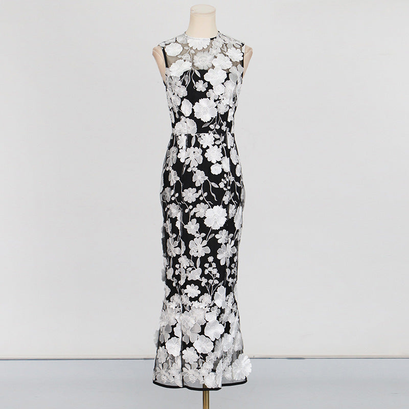 Cessair Enchanting Sky Blue 3D Floral Appliqu Sleeveless Midi Dress