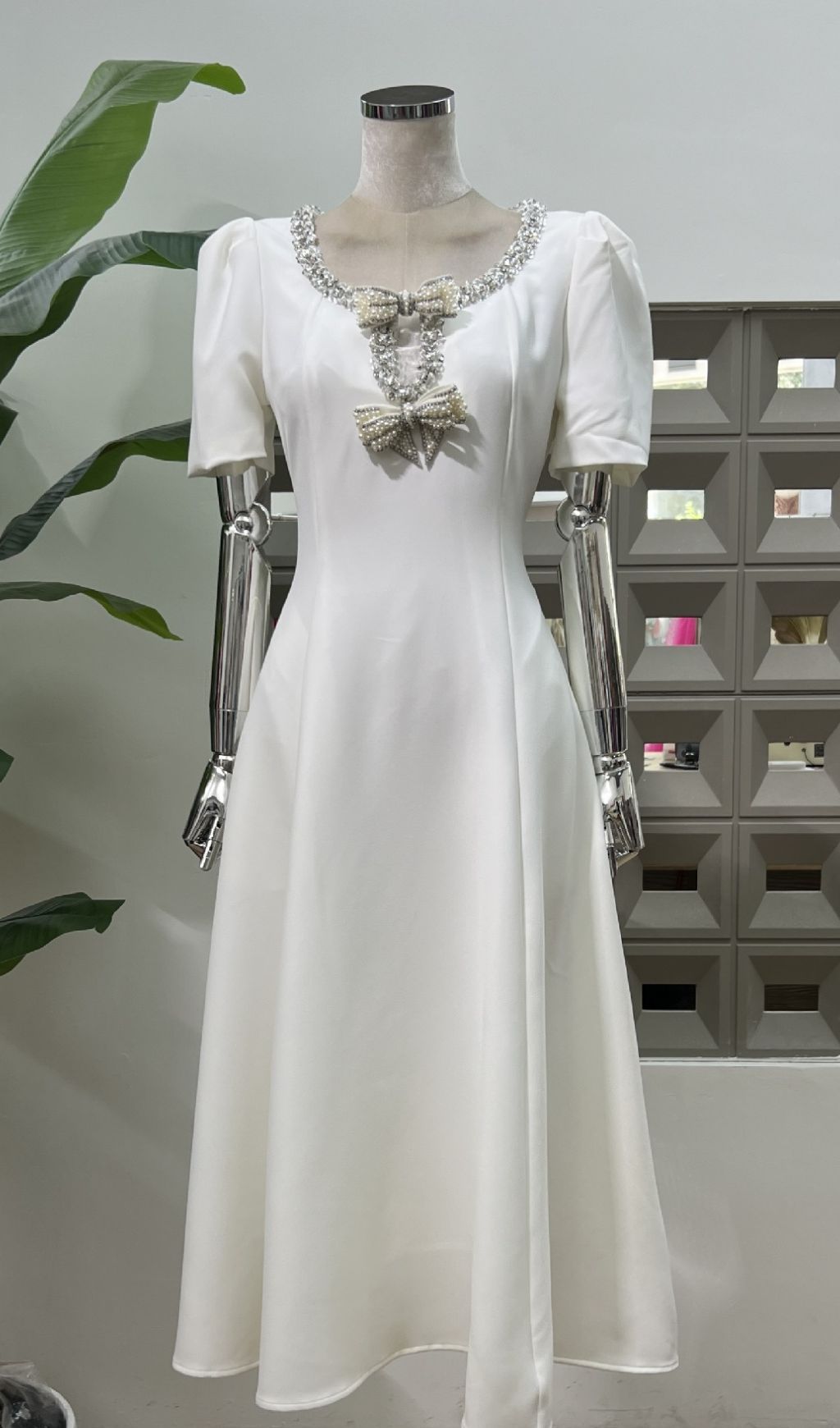 Faizah Sparkling Bow Beaded Midi Dress with Pockets