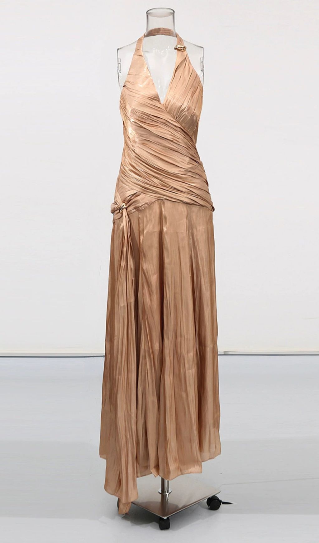 Evonnia Luxe Gold Halter V-Neck Ruched Maxi Gown