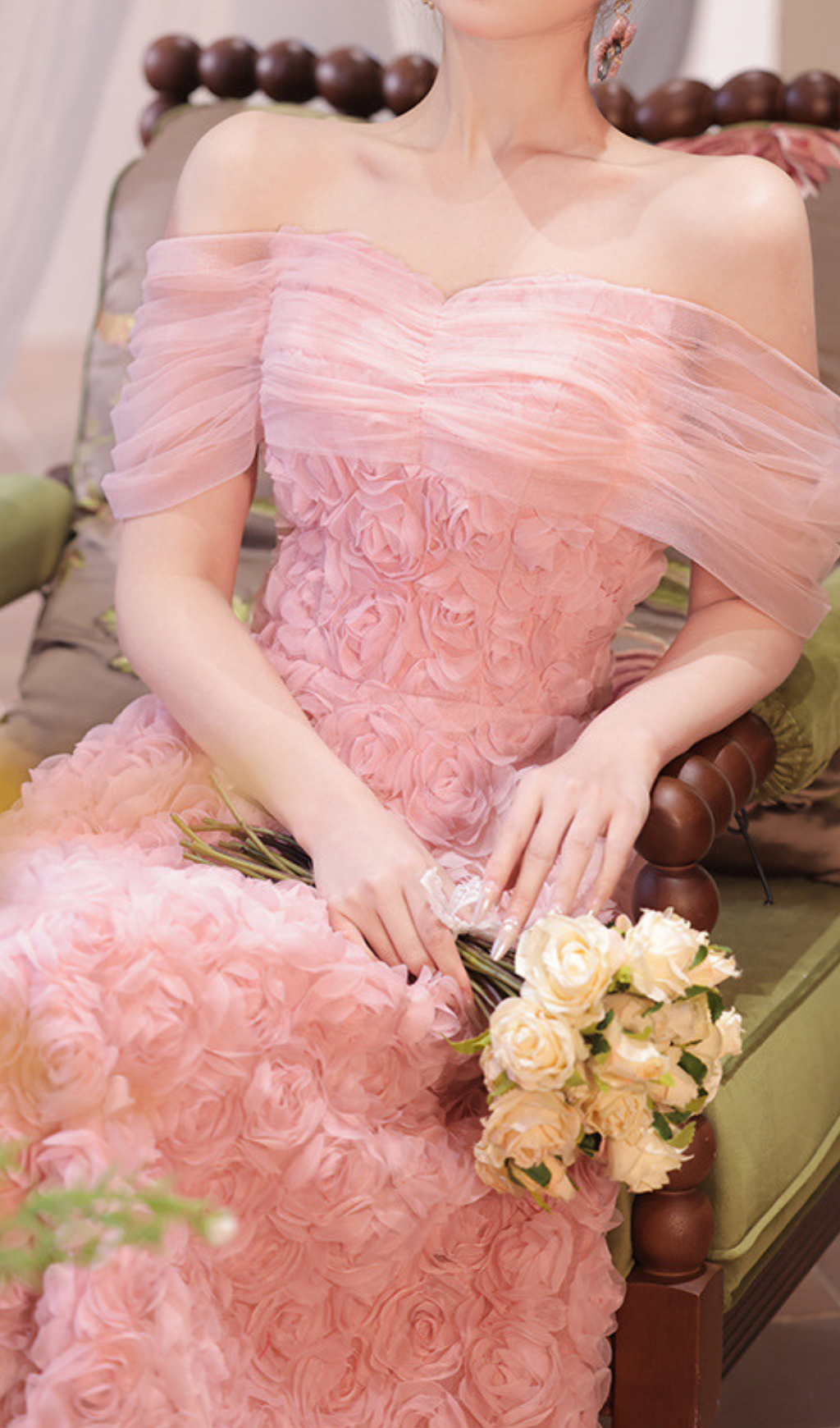 Giovani Romantic Pink Rose Off-Shoulder Midi Dress