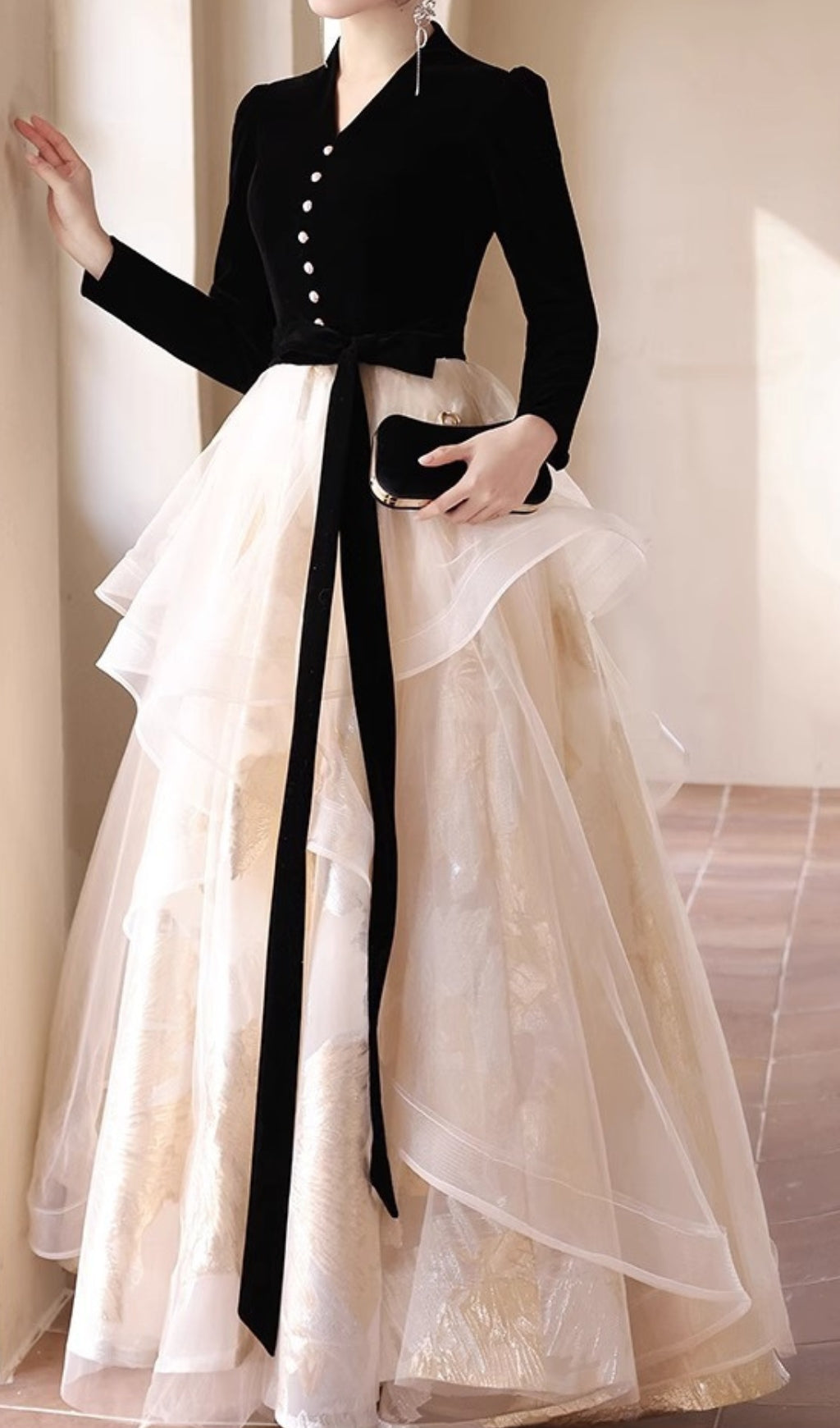 Chionia Luxe Black Velvet & Gold Shimmer Evening Gown
