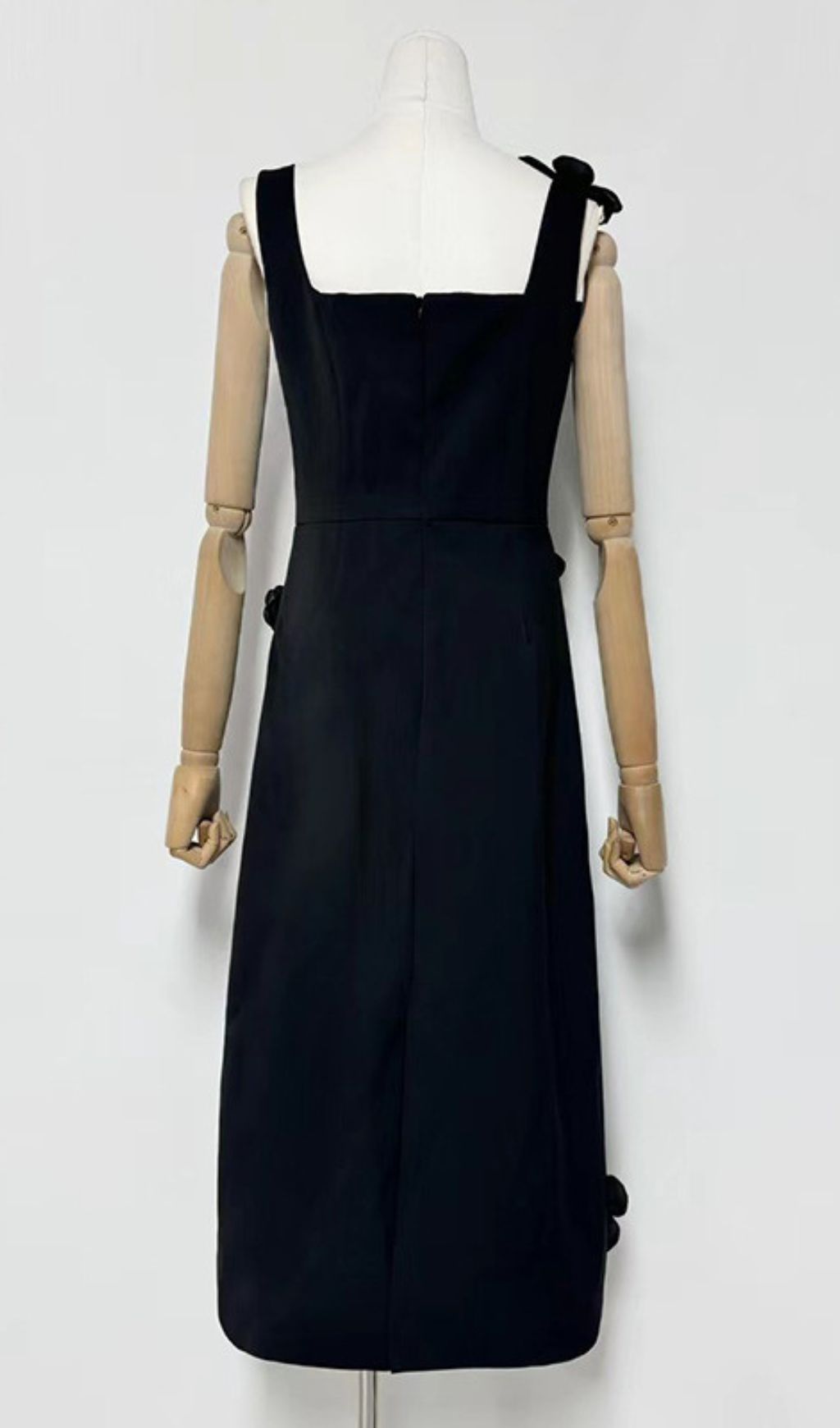 Harper Black Elegant 3D Floral Embellished Midi Dress