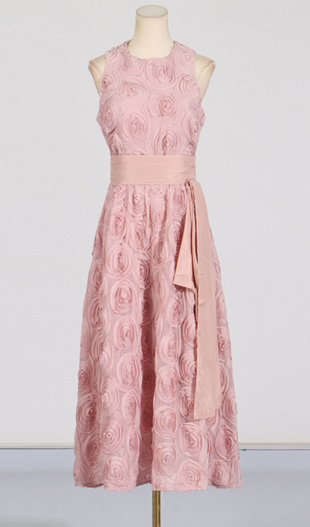 Blanche Black 3D Rose Floral Sleeveless Midi Dress