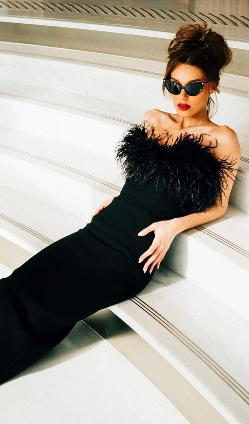Elegant Black Feather Trim Bodycon Maxi Dress