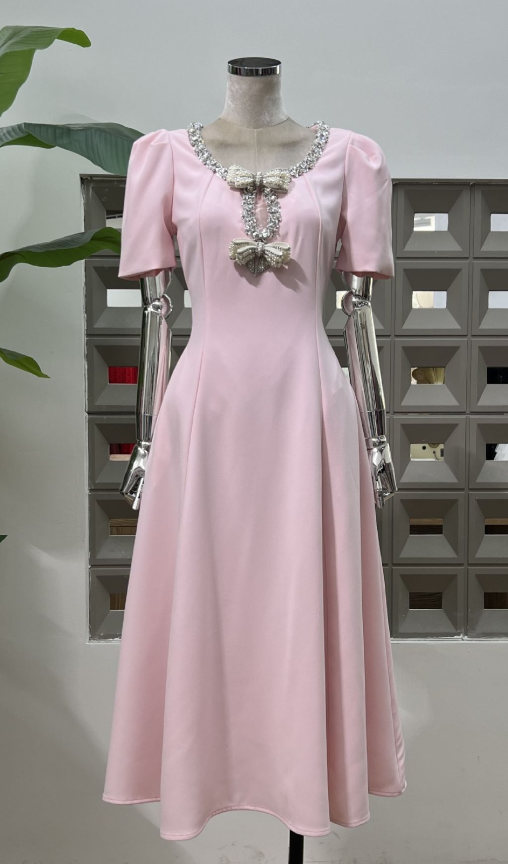 Faizah Sparkling Bow Beaded Midi Dress with Pockets