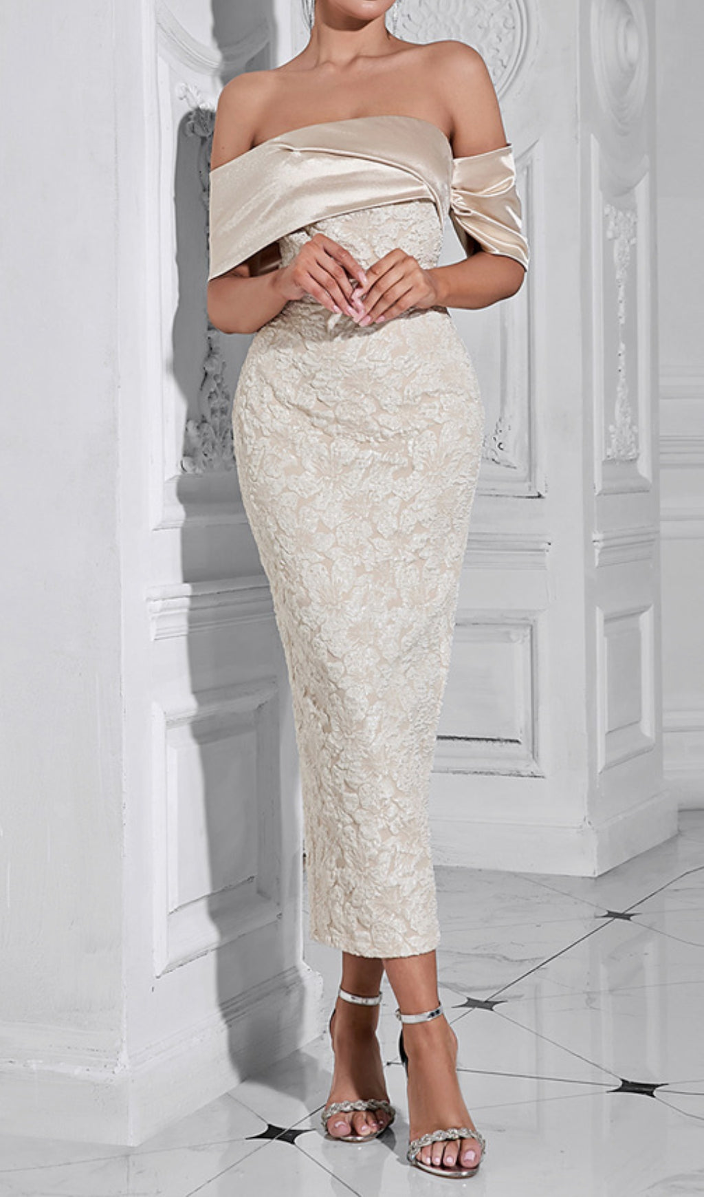 Cira Elegant Off-Shoulder Jacquard Midi Dress