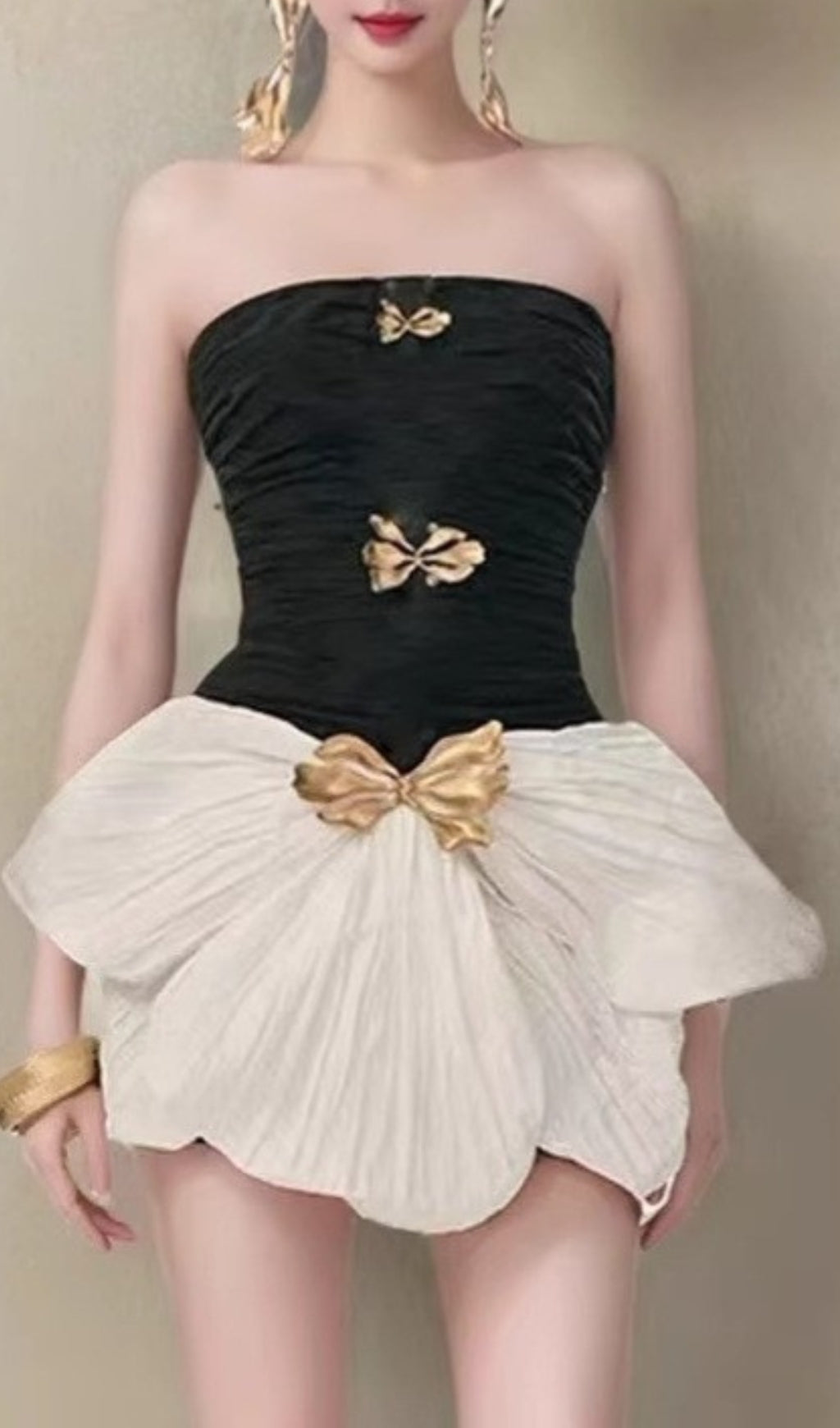 Channah Chic Strapless Mini Dress