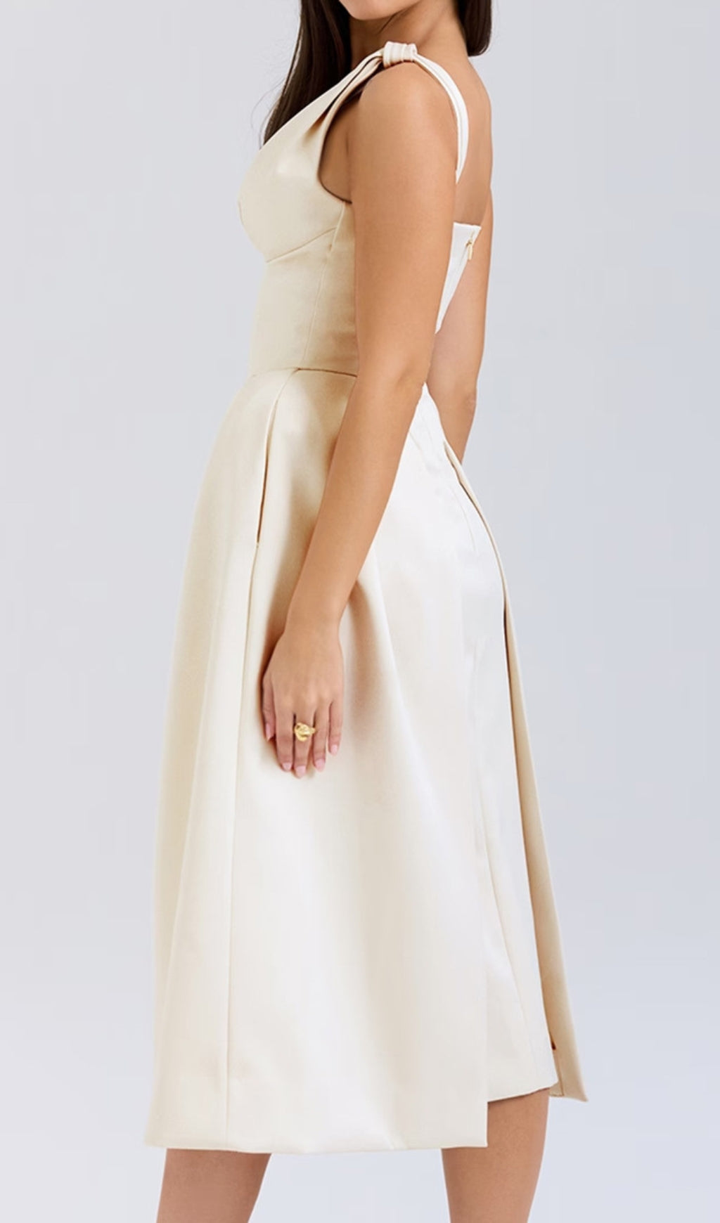 Dilanne Elegant Ivory V-Neck Midi Dress