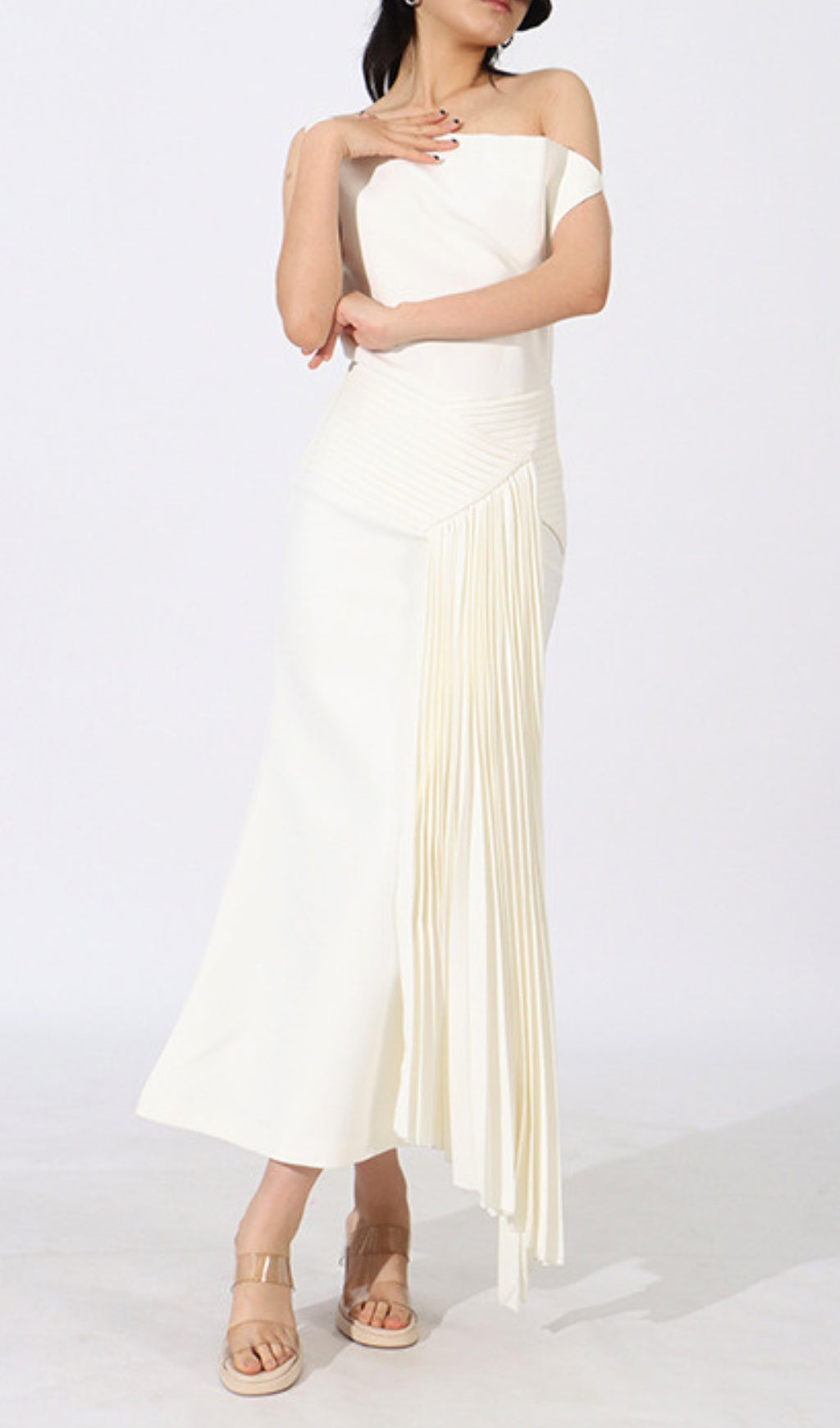 Eren Elegant Red One-Shoulder Pleated Maxi Dress