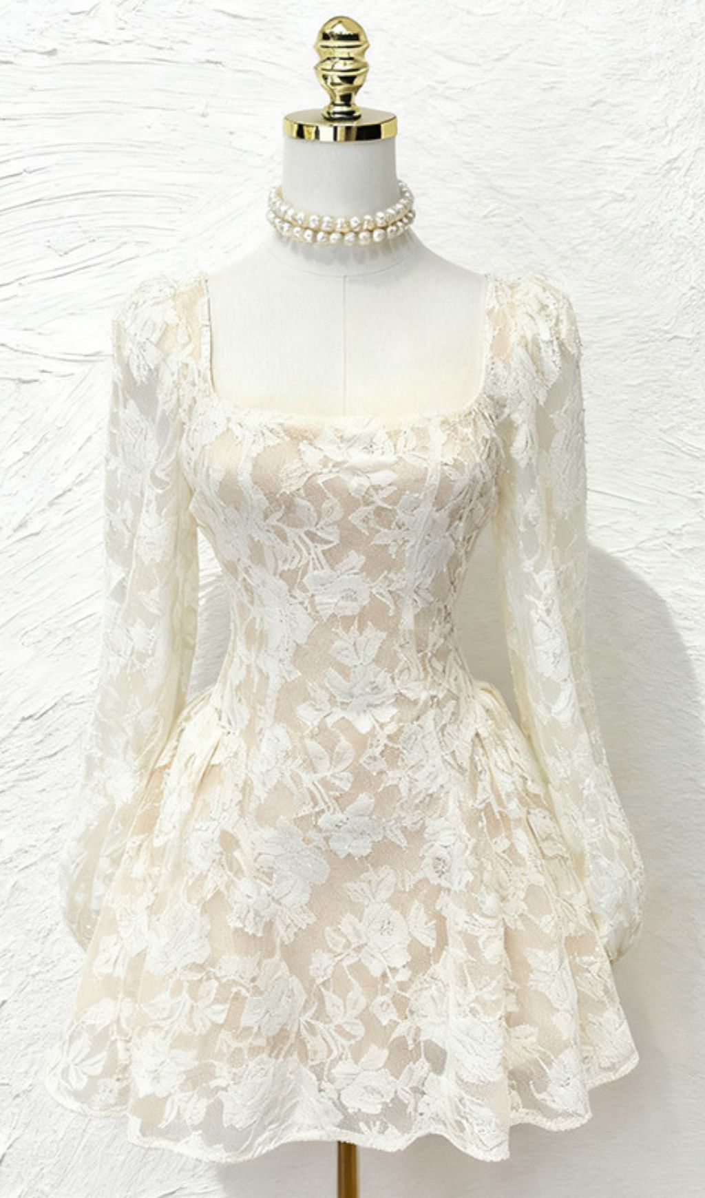 Ilithyia Romantic Lace Long Sleeve Mini Dress