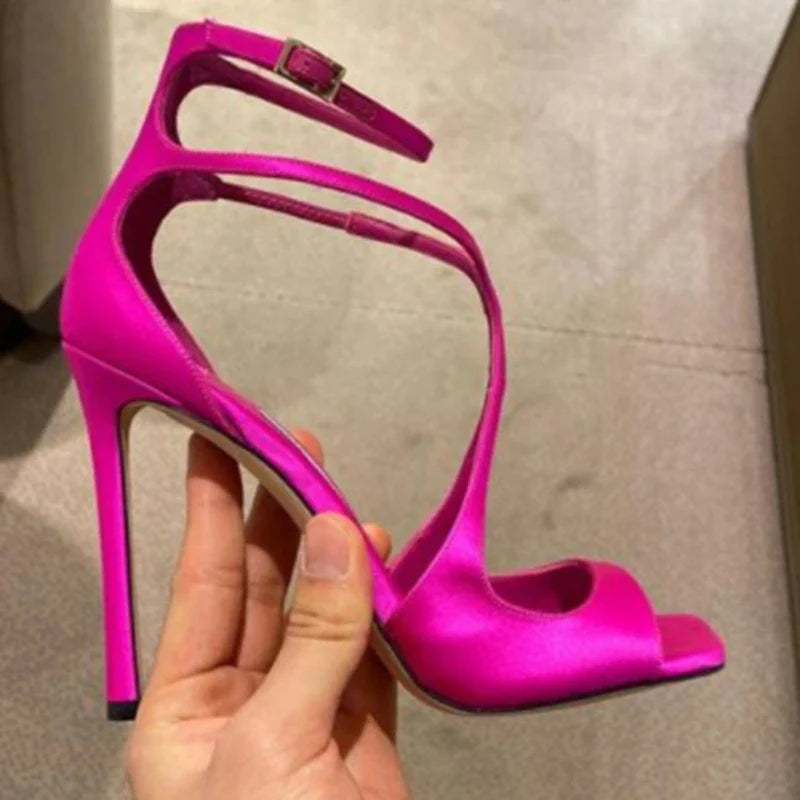 Arden Furtado Silk Peep Toe Square Toe Cross Strap Belt Buckle Word-Cingulate Dinner Open Toe Sandals Large Size