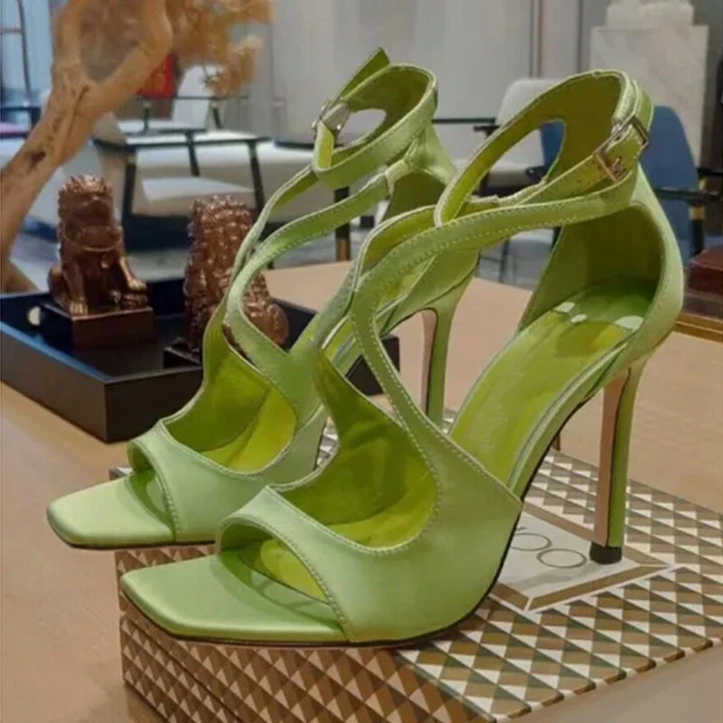Arden Furtado Silk Peep Toe Square Toe Cross Strap Belt Buckle Word-Cingulate Dinner Open Toe Sandals Large Size