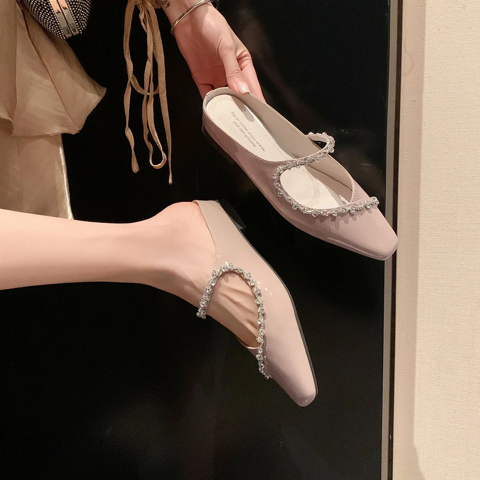 Arden Furtado sheepskin Increased Internal Slippers Square toe Pull-on Middle heel Crystal Mules word-cingulate slippers
