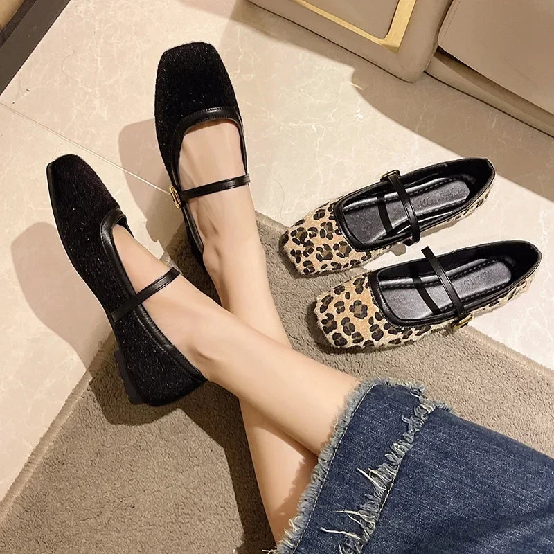Autumn Square Head Flats Woman Velvet Matte Finish Single Comfort Loafers Shoes Leather Mary Jane Shoes