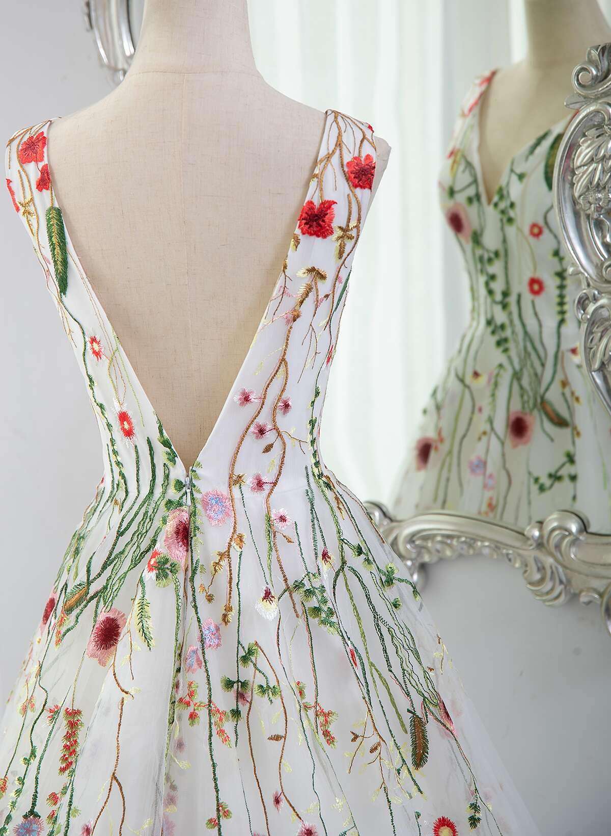 White Tulle with Floral Lace Wedding Party Dress