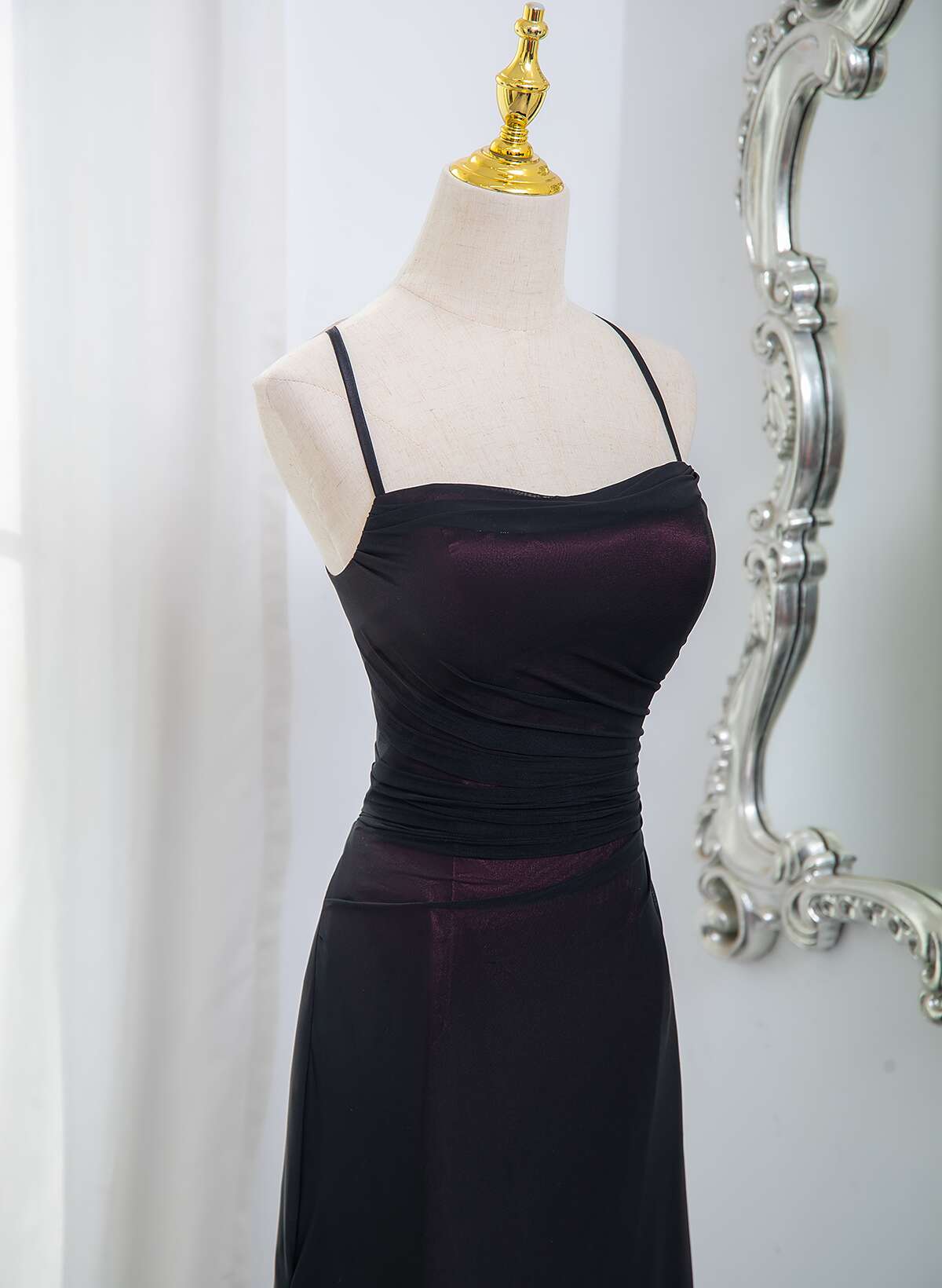 Vestido de fiesta con tirantes de spandex rojo vino y negro 