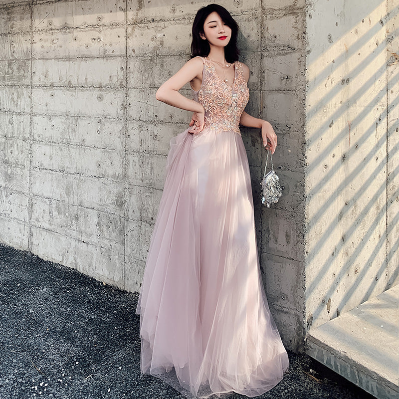 Hermosos vestidos de fiesta largos de tul rosa con encaje y escote en V 