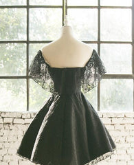 Black Off Shoulder Lace Sweetheart Lovely Short Homecoming Dress