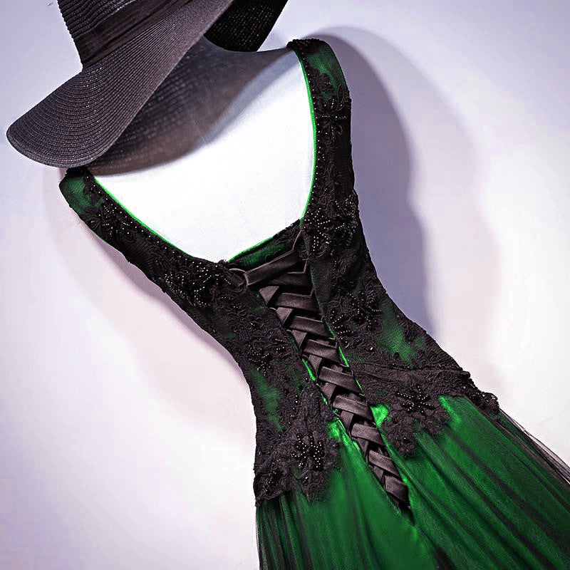 Vestido de fiesta largo con escote en V de tul negro y verde de Chaming 