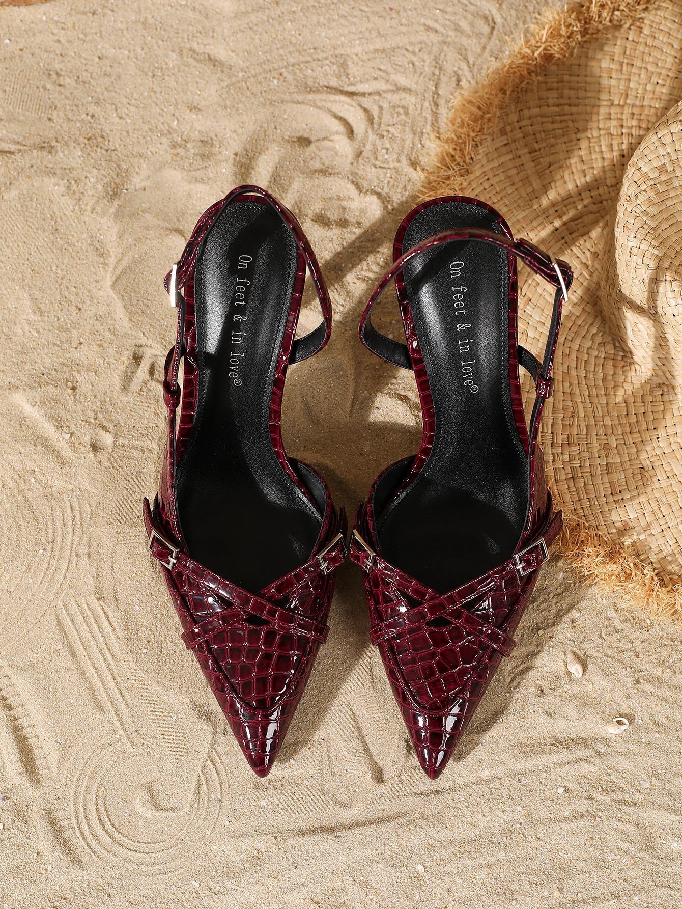 Elegant fashionable crystal patent leather pointed-toe high heels
