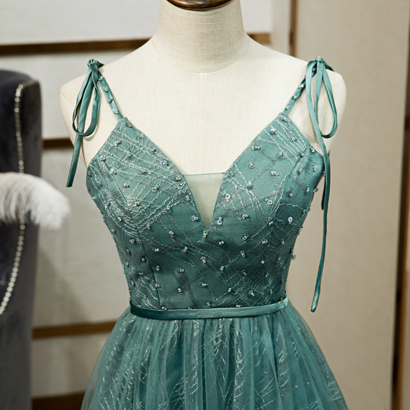 Vestido de fiesta largo hasta el suelo con escote en V y tirantes verdes 