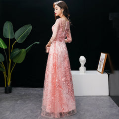 Precioso vestido de fiesta de encaje rosa con escote redondo y corte A 
