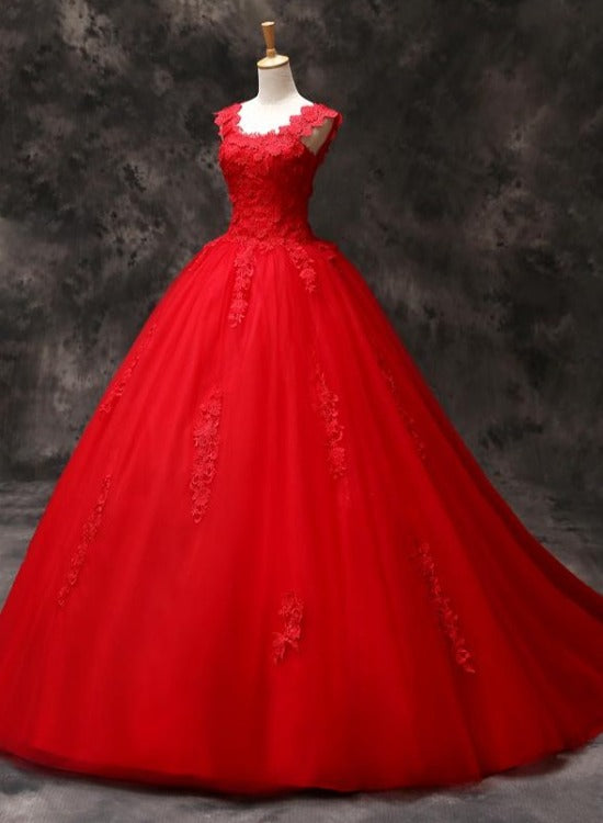 Hermoso vestido formal largo de tul rojo con flores de encaje 