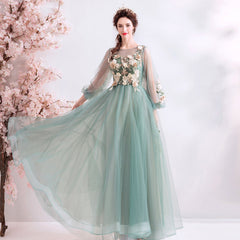 Vestido de noche de tul con mangas largas y flores verde claro en forma de A 