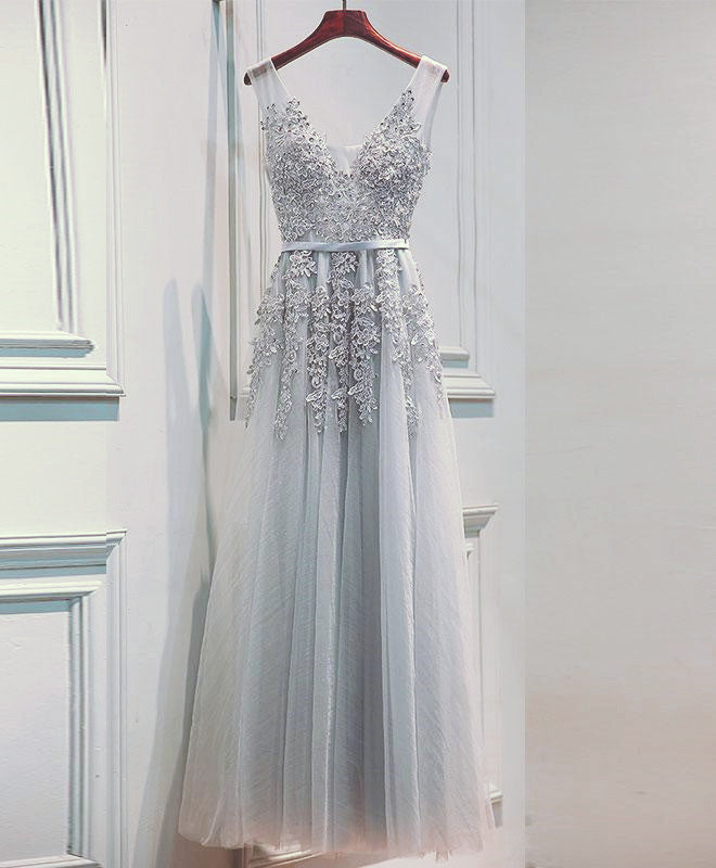 Vestido de fiesta largo con escote en V y apliques de encaje gris plateado claro 