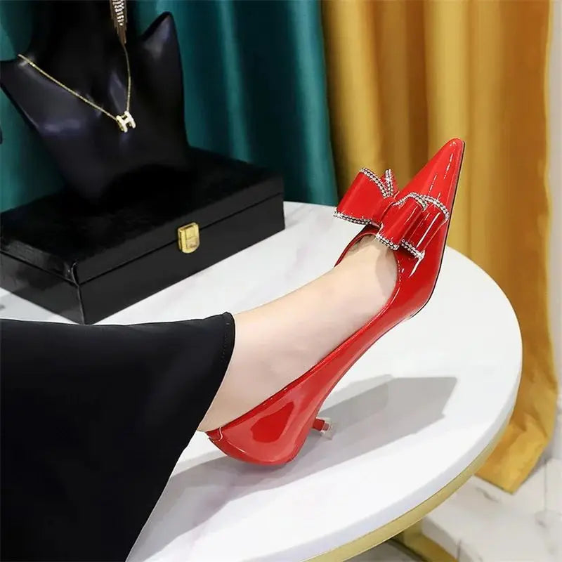 Street Style Patent Leather Rhinestone Butterfly-knot Pumps Pointed Toe Woman Elegant Thin Middle Heel Shoes