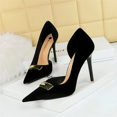 Shallow Mouth Pointed Toe Wedding Shoes BrDesigner Metal Decoration High Heels Stiletto Pink Black Prom Shoes