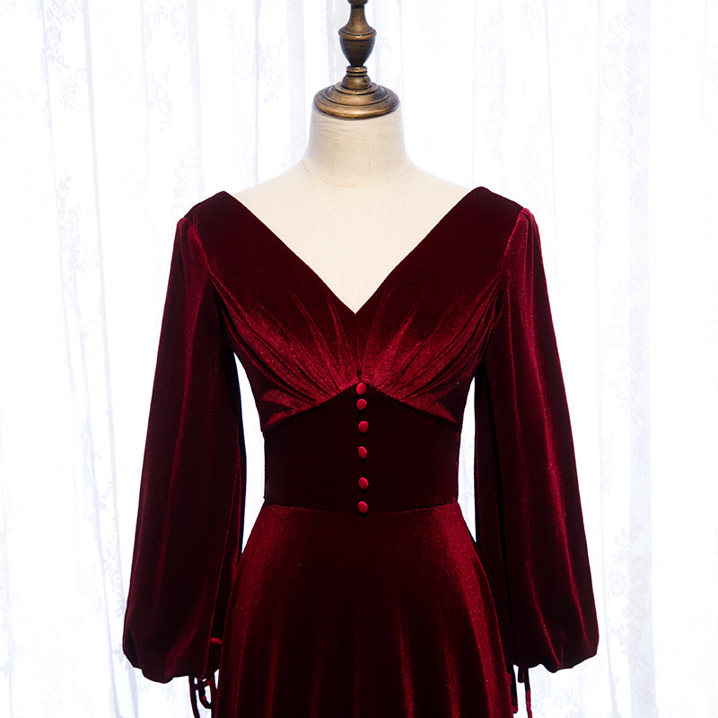 Vestido de fiesta de terciopelo burdeos con mangas largas y corte A 