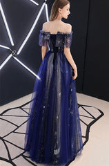 Vestido de fiesta largo azul marino con hombros descubiertos y corte A 