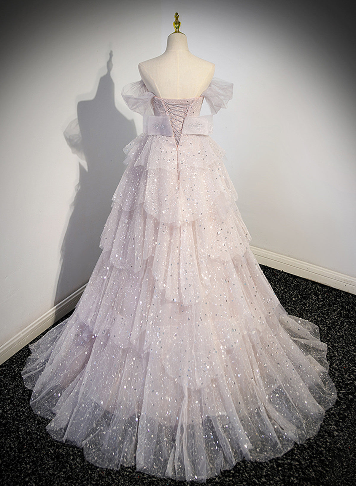 Vestido de fiesta largo con capas de tul rosa 