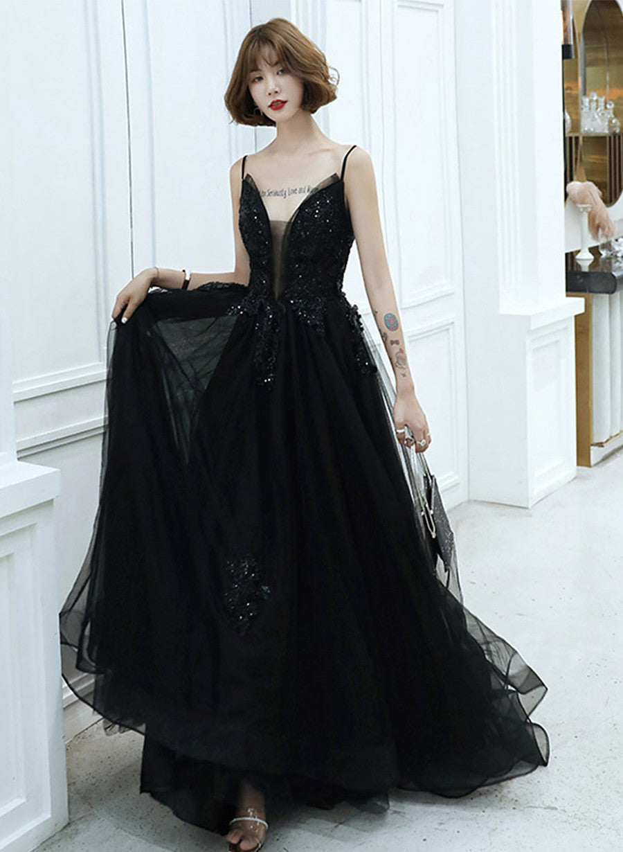 Black V-neckline Tulle with Lace Applique Long Prom Dress