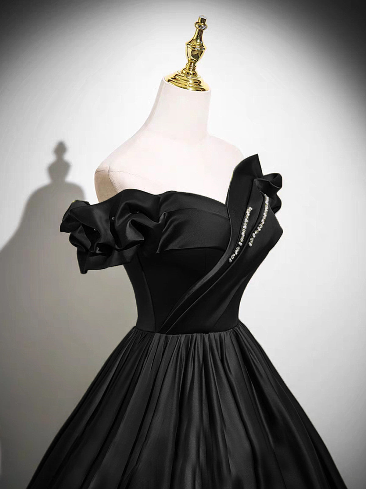 A-line Black Satin Sweetheart Off Shoulder Prom Dress