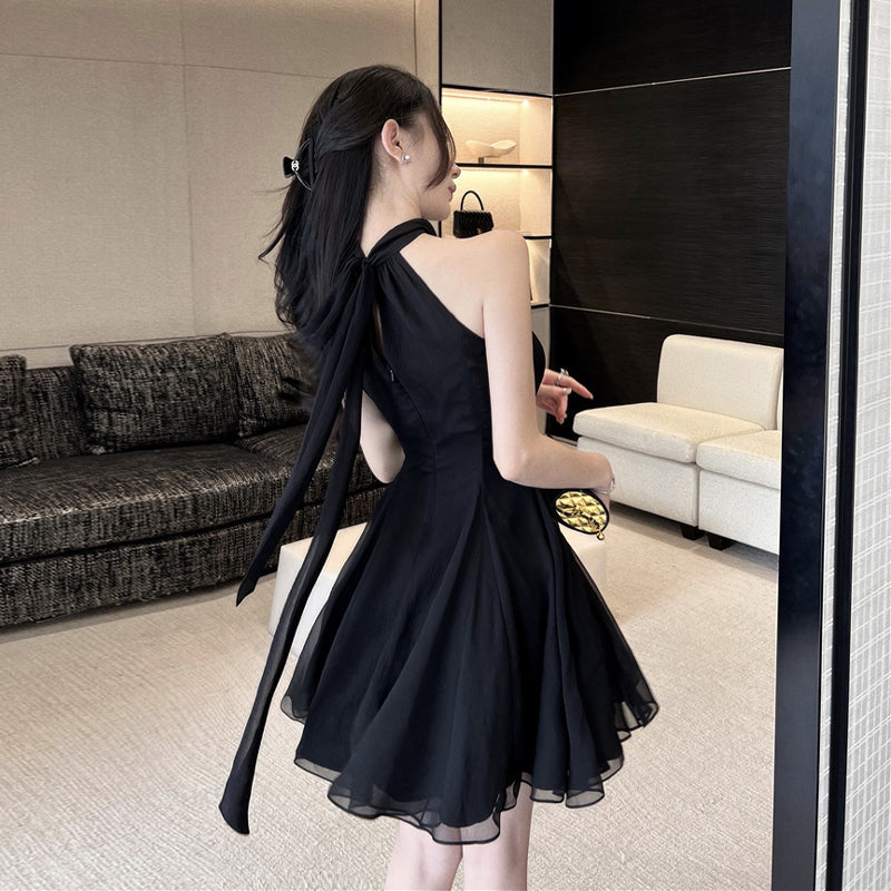 Black Halter Chiffon Short Homecoming Dress