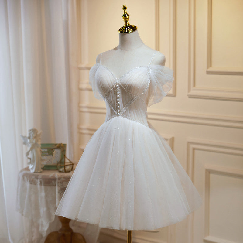 Vestido de fiesta corto de tul color marfil con escote en forma de corazón hasta la rodilla 
