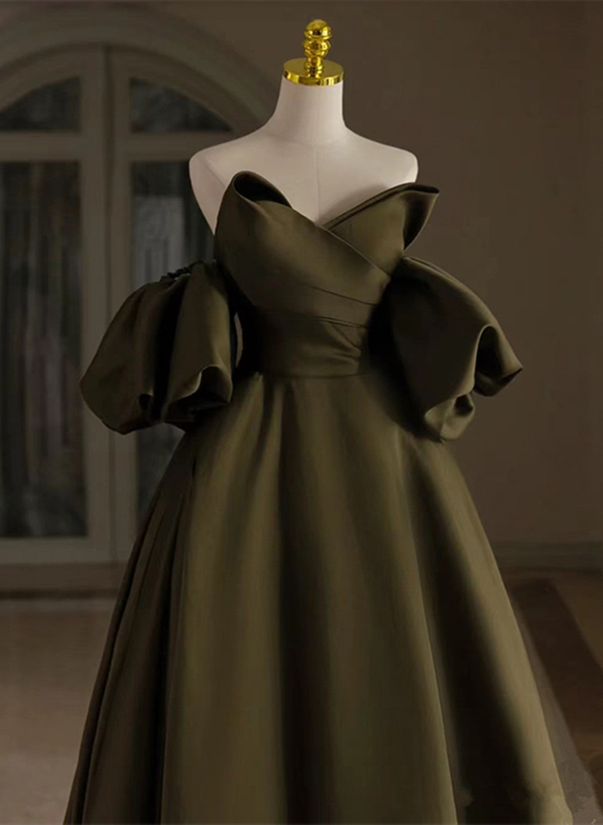 Vestido de fiesta largo de satén verde con corte A para graduación 