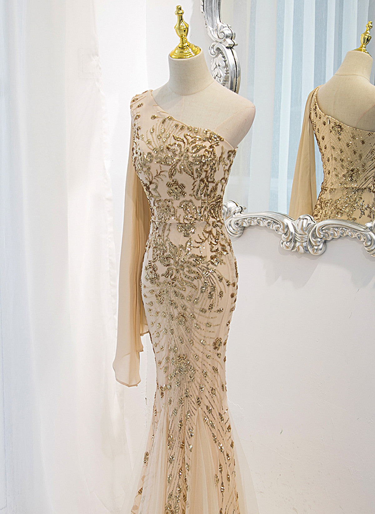 Lovely One Shoulder Champagne Sequins Mermaid Prom Dress