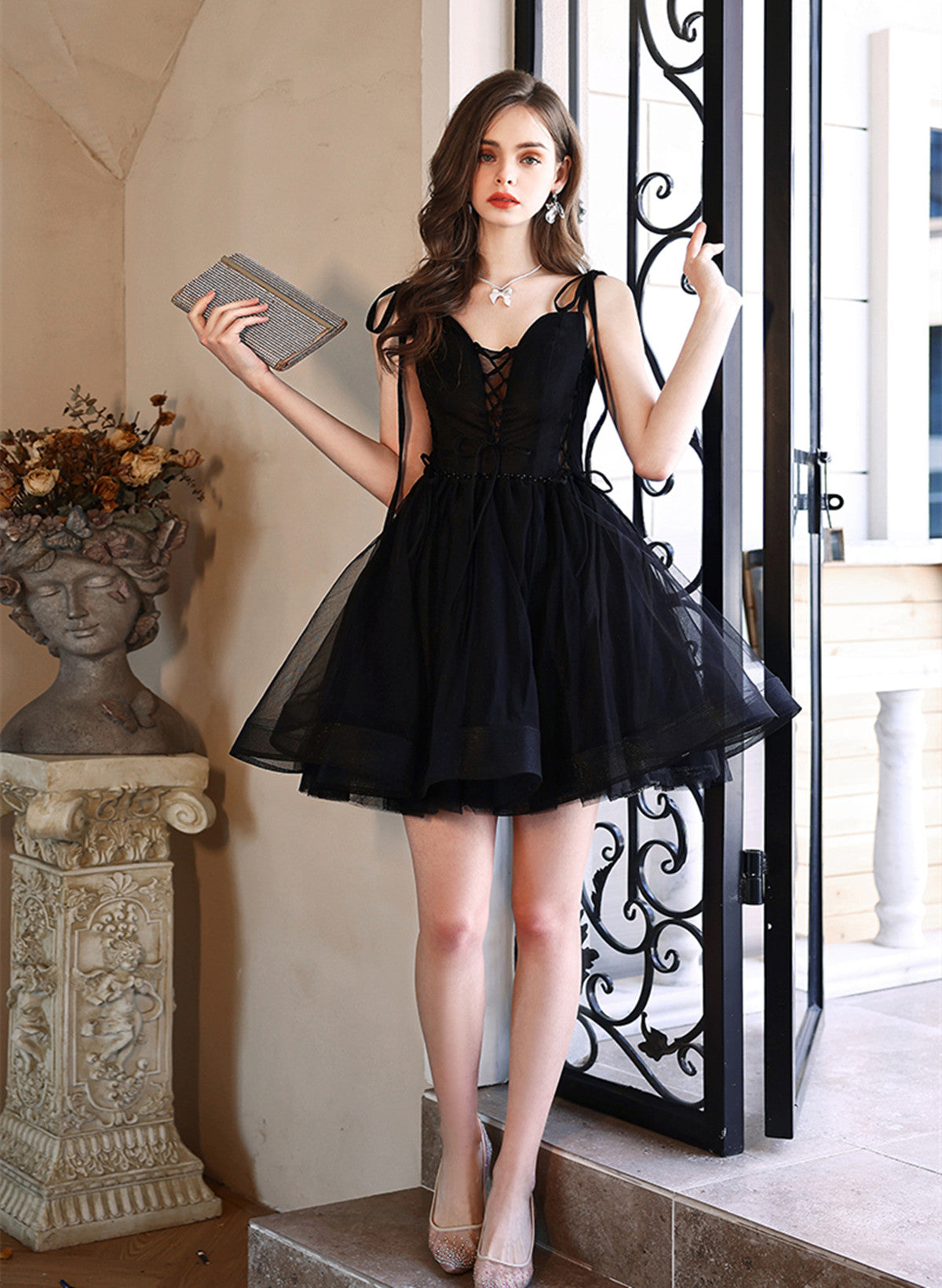 Black V-neckline Straps Short Party Dress
