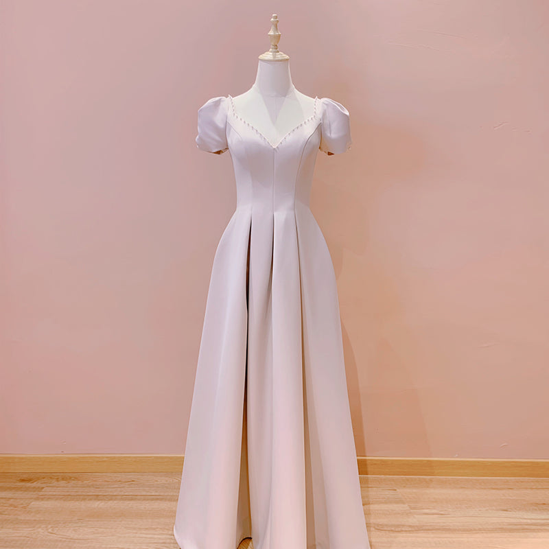 Vestido de fiesta rosa con escote en forma de corazón, mangas cortas y largo hasta el suelo 