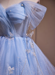 Vestido de fiesta azul de corte A, corto, con hombros descubiertos y largo hasta la rodilla 
