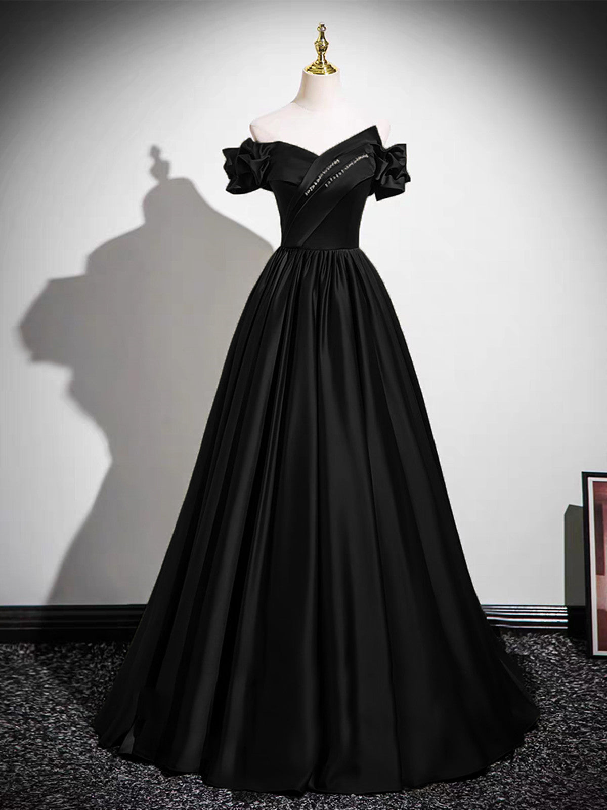 A-line Black Satin Sweetheart Off Shoulder Prom Dress