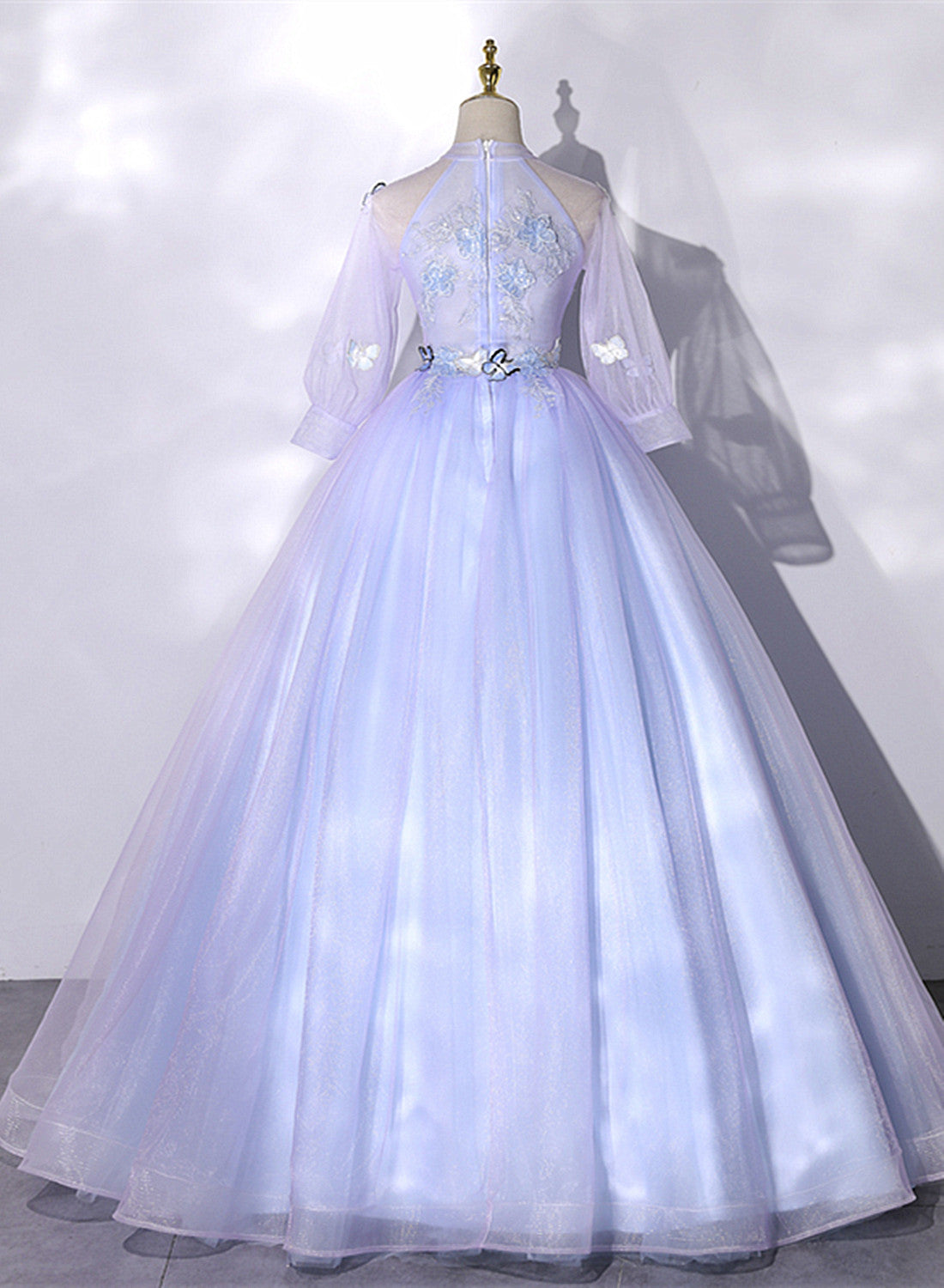 Vestido de fiesta lavanda de tul con escote alto para dulces 16 