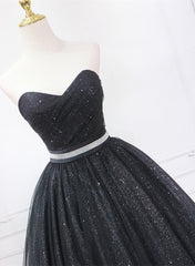 Vestido de fiesta de tul negro brillante con escote en forma de corazón y largo hasta la rodilla 